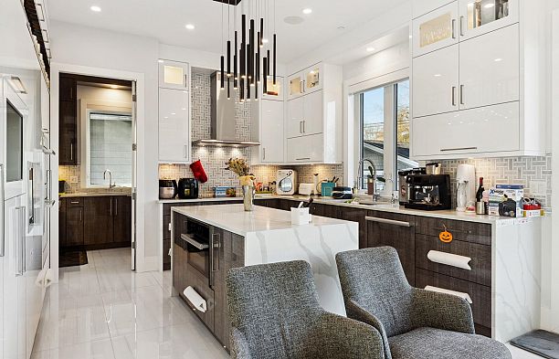 4437 W 13th Avenue Point Grey