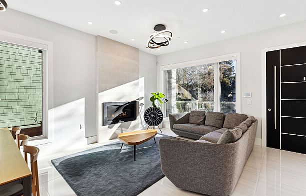 4437 W 13th Avenue Point Grey
