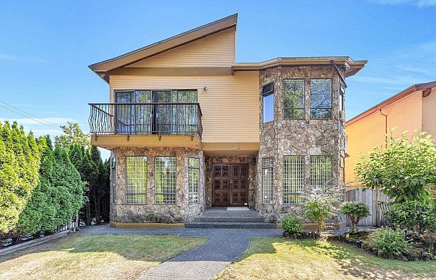2718 W 19th Avenue Arbutus