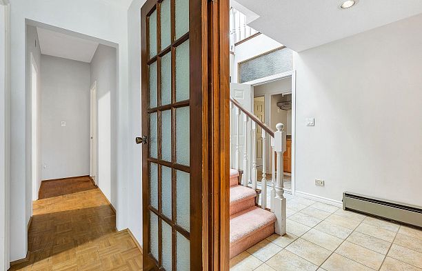 2718 W 19th Avenue Arbutus