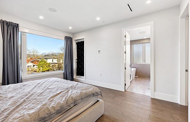4437 W 13th Avenue Point Grey