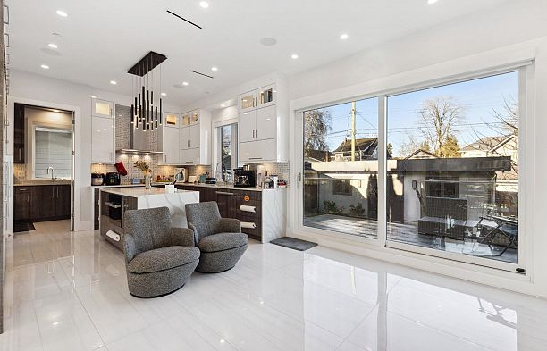 4437 W 13th Avenue Point Grey
