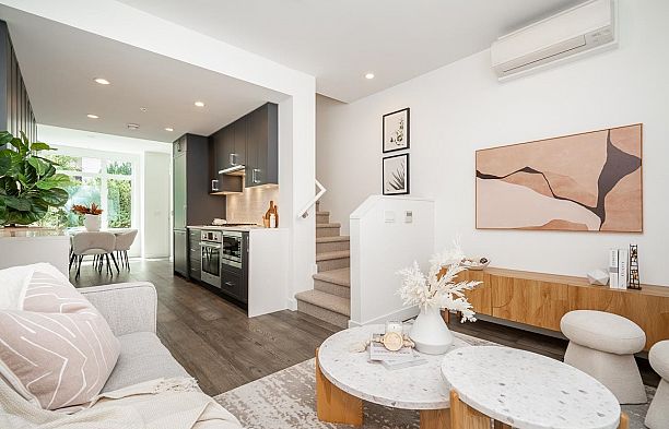 533 W 29th Avenue Cambie