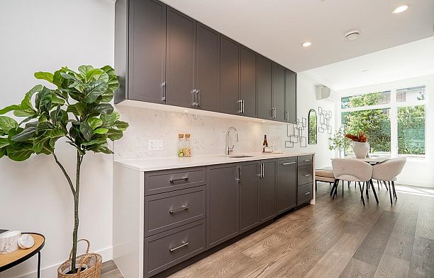533 W 29th Avenue Cambie