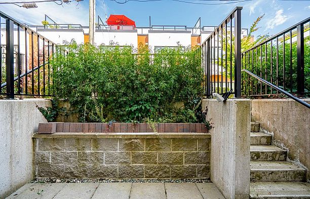 533 W 29th Avenue Cambie