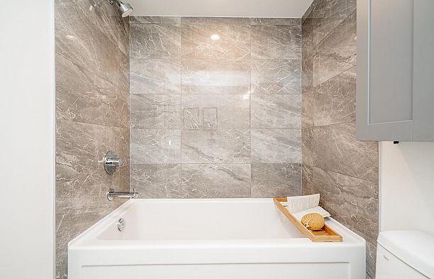 533 W 29th Avenue Cambie
