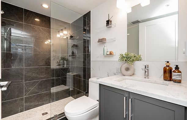533 W 29th Avenue Cambie