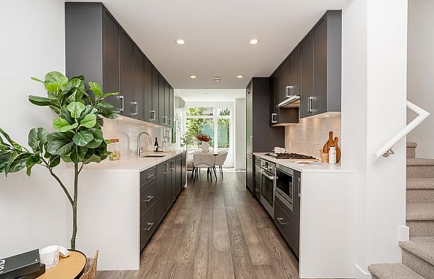 533 W 29th Avenue Cambie