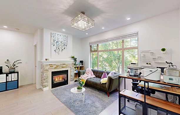 211 2083 W 33rd Avenue Quilchena