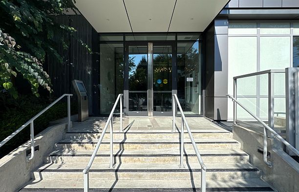 310 5693 Elizabeth Street Cambie