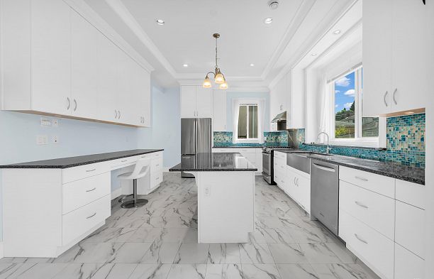 2246 W 22nd Avenue Arbutus