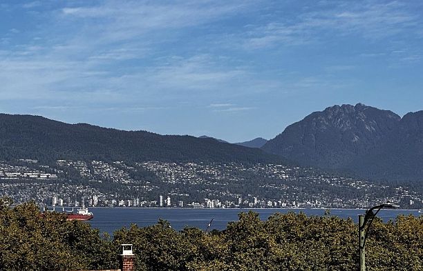 3974 W 10th Avenue Point Grey