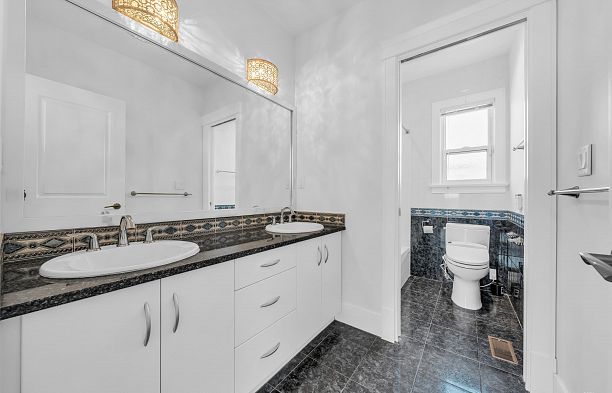 2246 W 22nd Avenue Arbutus