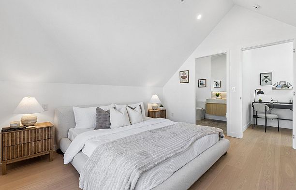 2 6040 Larch Street Kerrisdale