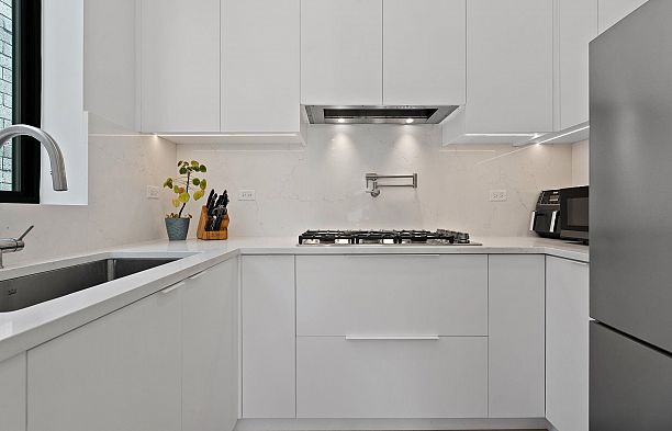 2987 W 40th Avenue Kerrisdale