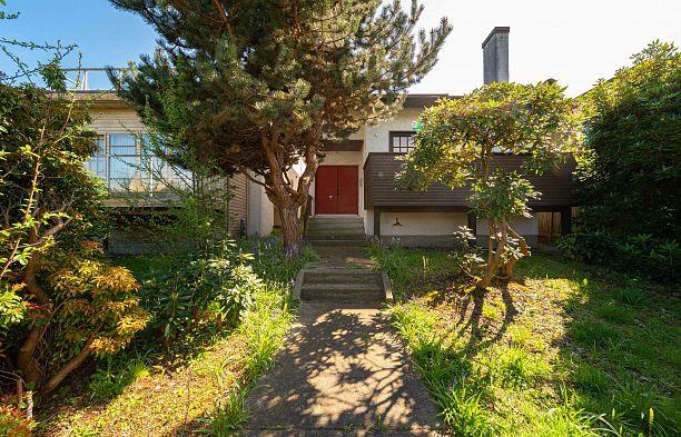 3974 W 10th Avenue Point Grey