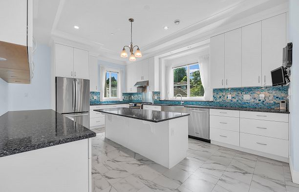 2246 W 22nd Avenue Arbutus