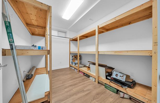 2246 W 22nd Avenue Arbutus