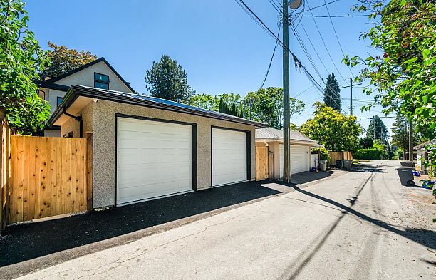 1 3771 W King Edward Avenue Dunbar
