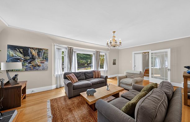 4655 W 6th Avenue Point Grey