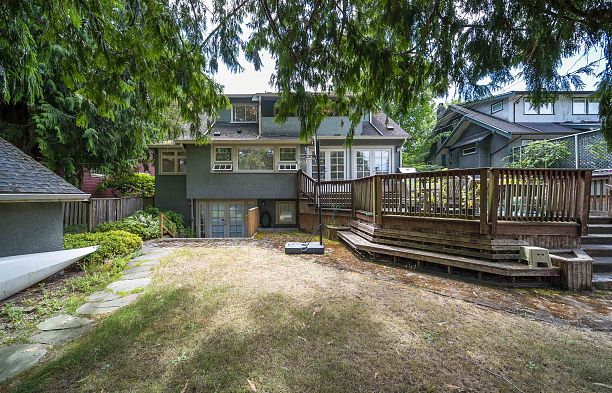 4655 W 6th Avenue Point Grey