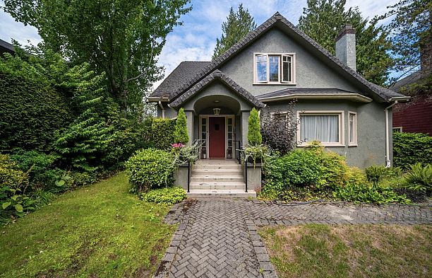 4655 W 6th Avenue Point Grey