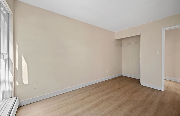 402 2211 W 2nd Avenue Kitsilano