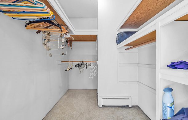 137 W Woodstock Avenue Cambie