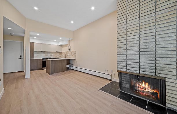 402 2211 W 2nd Avenue Kitsilano