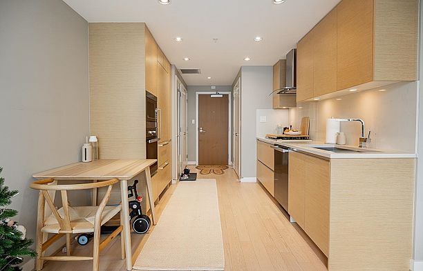 301 505 W 30th Avenue Cambie