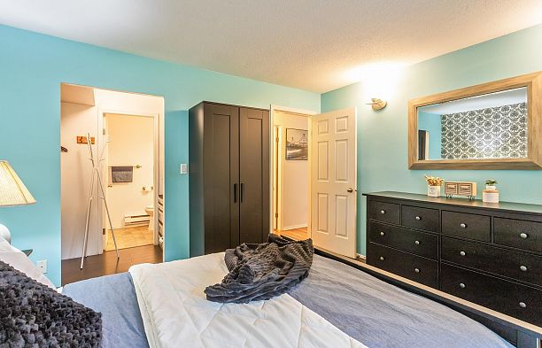 101 3270 W 4th Avenue Kitsilano