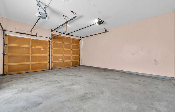 137 W Woodstock Avenue Cambie