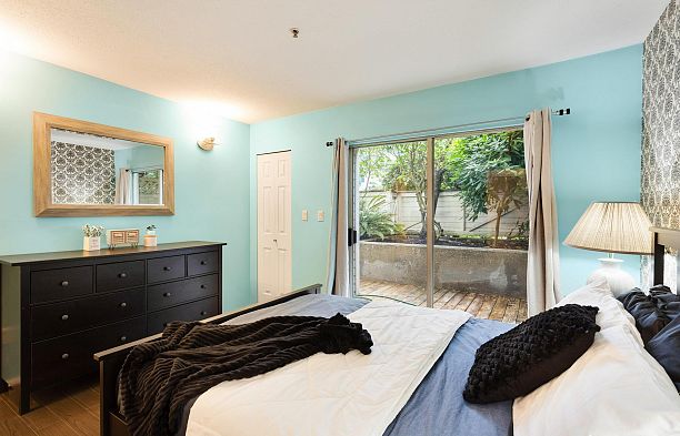 101 3270 W 4th Avenue Kitsilano