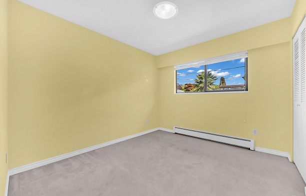 137 W Woodstock Avenue Cambie