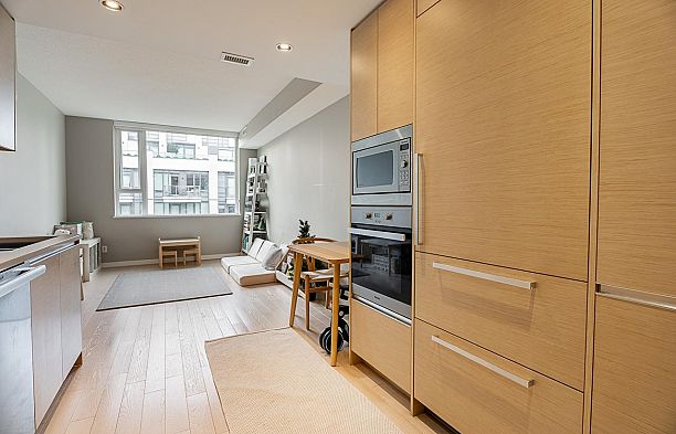 301 505 W 30th Avenue Cambie