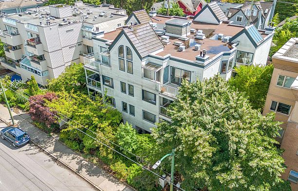 101 3270 W 4th Avenue Kitsilano