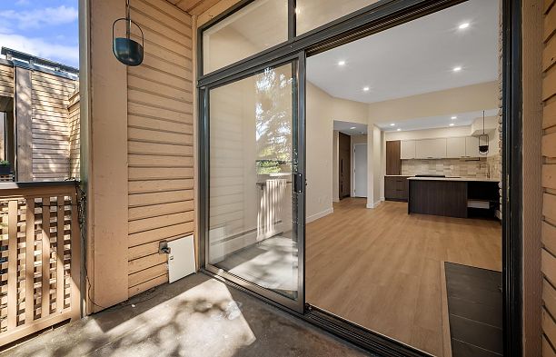 402 2211 W 2nd Avenue Kitsilano