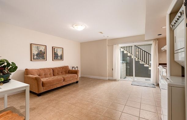 2087 W 18th Avenue Shaughnessy