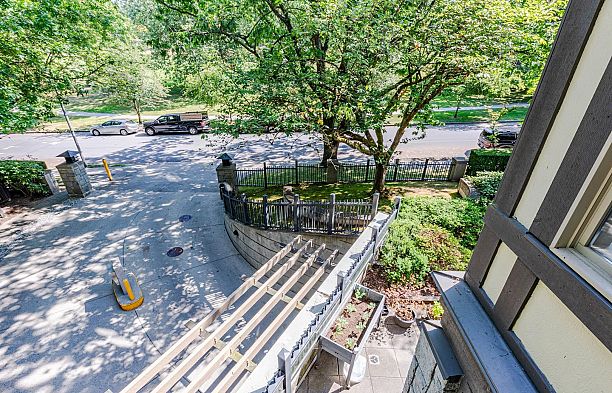 209 4885 Valley Drive Quilchena