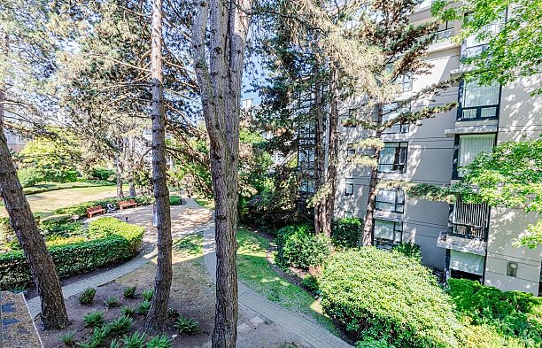 209 4885 Valley Drive Quilchena