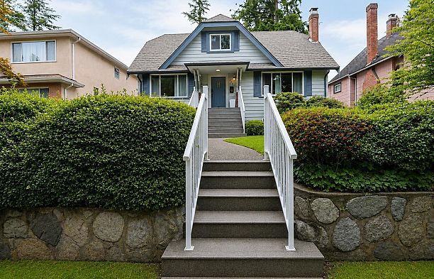 3885 W 35th Avenue Dunbar