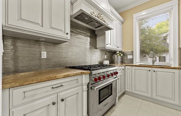 4077 W 13th Avenue Point Grey