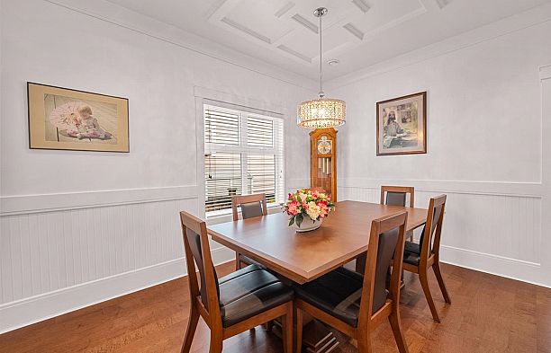 3288 W 32nd Avenue MacKenzie Heights