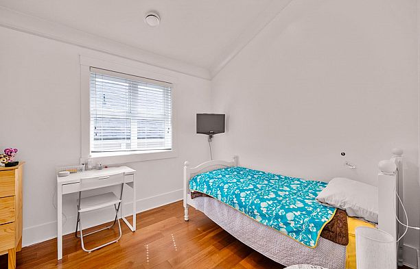 3288 W 32nd Avenue MacKenzie Heights