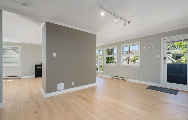 3085 Maple Street Kitsilano