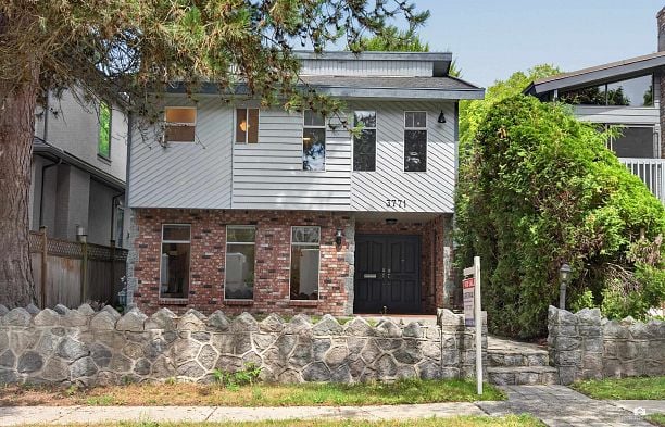 3771 W 30th Avenue Dunbar