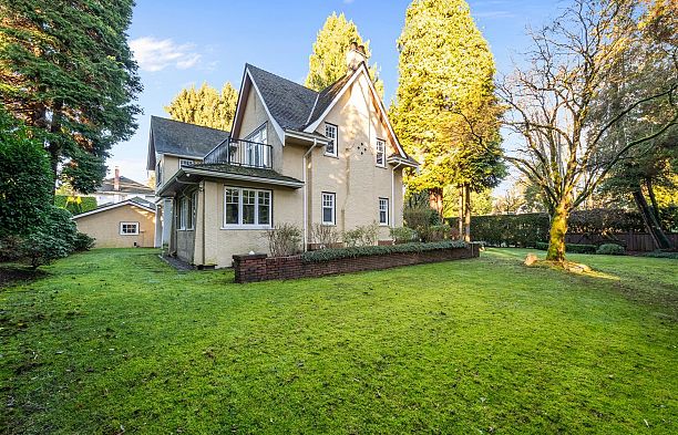 1516 Balfour Avenue Shaughnessy