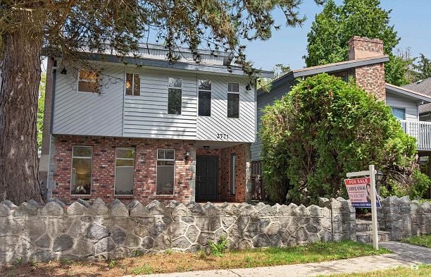 3771 W 30th Avenue Dunbar