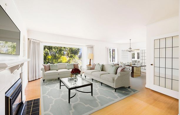 4888 Narvaez Drive Quilchena