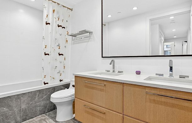 518 W 30th Avenue Cambie